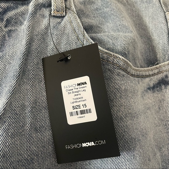 🔥 NWT Fashion Nova Side Slit Blue Jeans - Picture 4 of 4